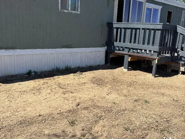 7650 Springfield Rd, Silver Springs, NV 89429