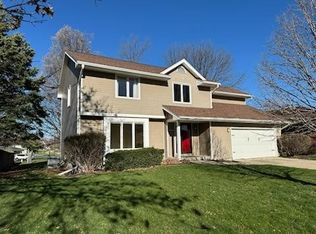 4500 77th St, Urbandale, IA 50322