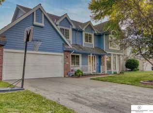 412 N 163rd St, Omaha, NE 68118
