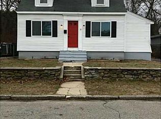 21 Martha St, Pawtucket, RI 02860
