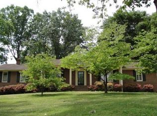 3810 Dunraven Rd, North Chesterfield, VA 23236