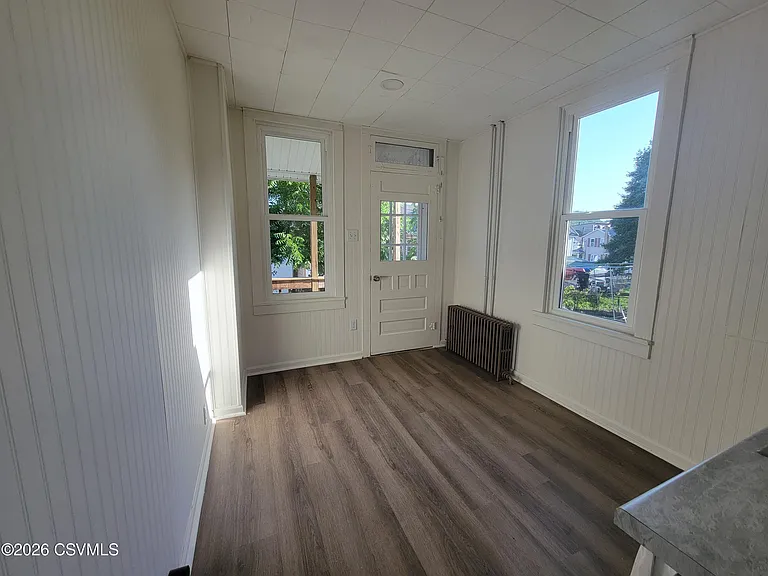 934 W Independence St — Photo 6