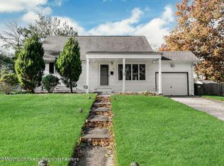 19 California Dr, Jackson, NJ 08527