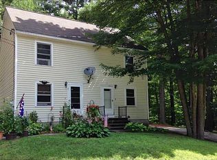 1 Crestwood Dr #1, Springvale, ME 04083