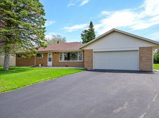 7726 N 47th St, Brown Deer, WI 53223