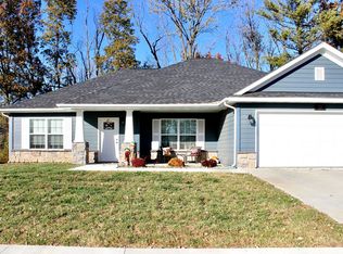 11 Chairman Dr, Columbia, MO 65203