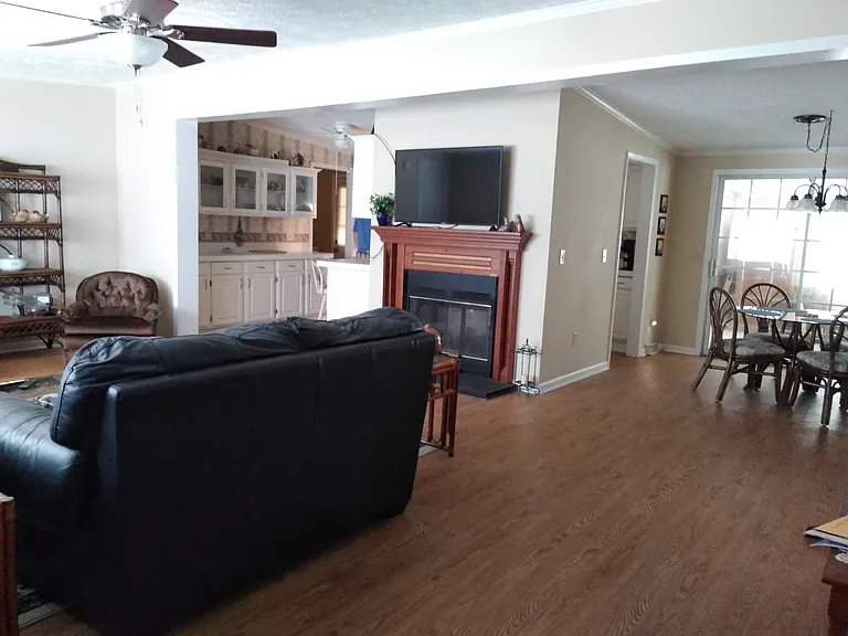 701 Capeside Dr — Photo 8