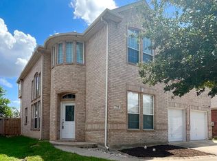 7704 Smugglers Cv, Arlington, TX 76016