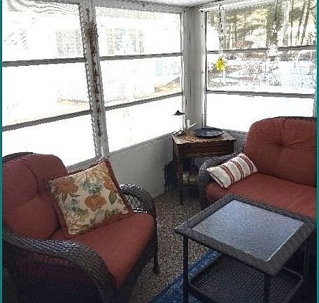 3rd image of 21 Parkwood Dr