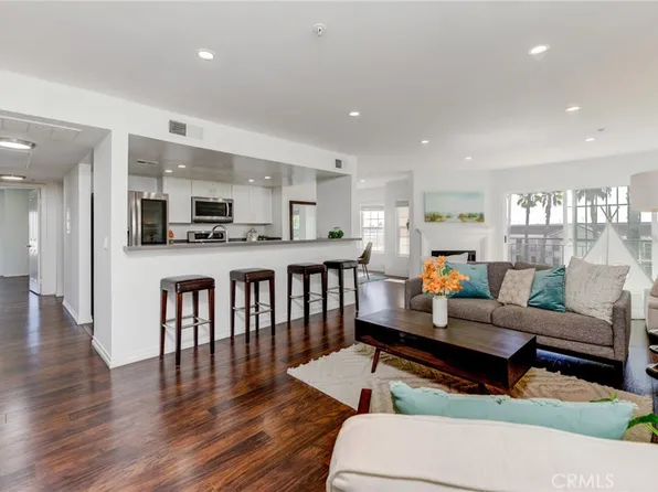 4760 Templeton St #3105, Los Angeles, CA 90032