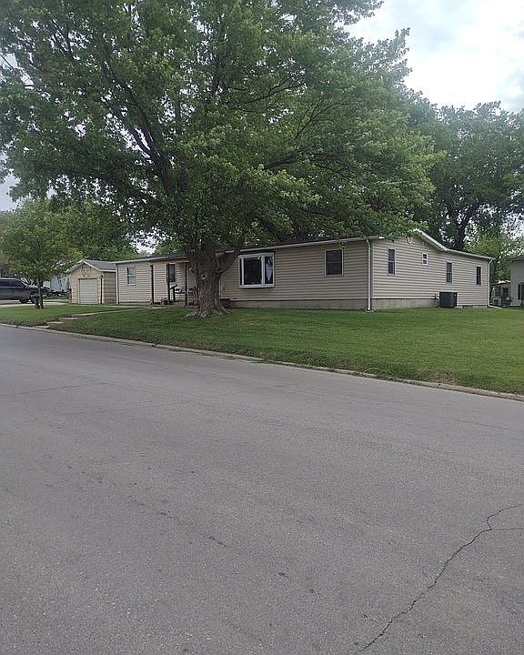 510 Oregon St, Sabetha, KS 66534 Zillow
