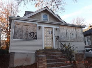 27-29 Bayview Ave #1, Newark, NJ 07112