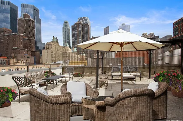 Sold by Corcoran | media 3