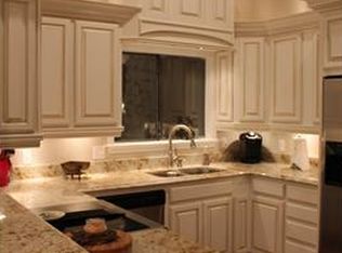 117 Booth Cres, Ocean Springs, MS 39564