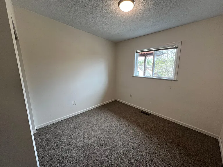 bedroom1