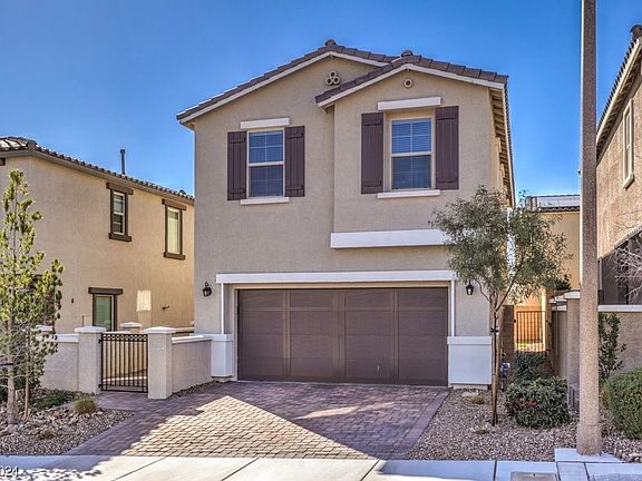 2nd image of 10463 Skye Canyon Falls Ave