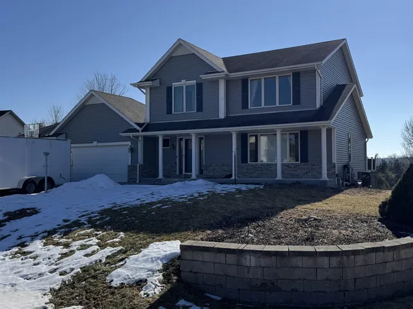 W1955 Fairfield Ln, Sheboygan, WI 53083