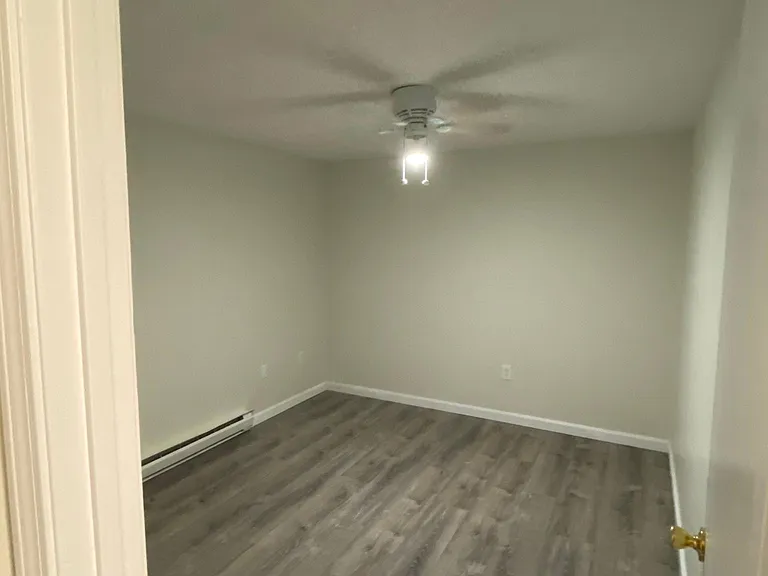 20 Warner Ave #2C — Photo 5