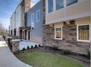 3206 Van Aken Blvd, Shaker Heights, OH 44120