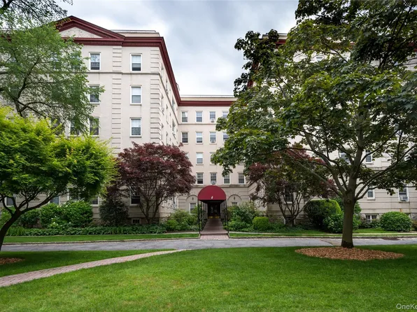 4 Park Lane #2C, Mount Vernon, NY 10552