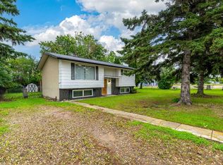 108 S 3rd Ave W, Neilburg, SK S0M 2C0