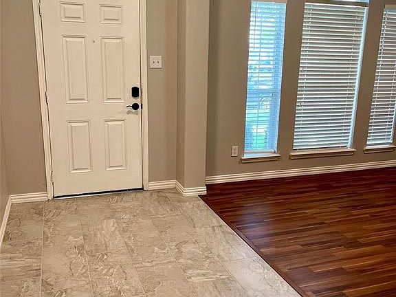 5th image of 2414 Alcove Foster Ct