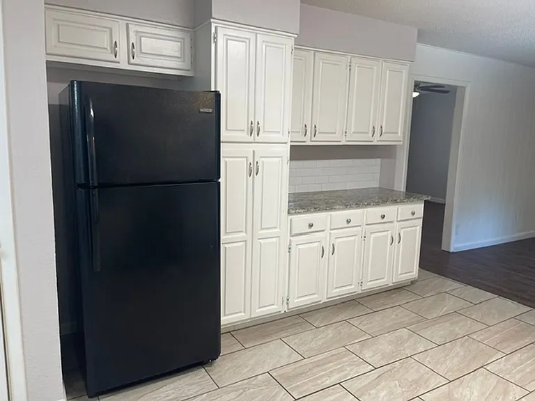 2232 Shady Brook Dr — Photo 10