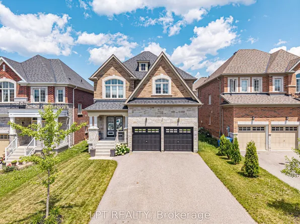 20 Manor Forest Rd, East Gwillimbury, ON L0G 1M0