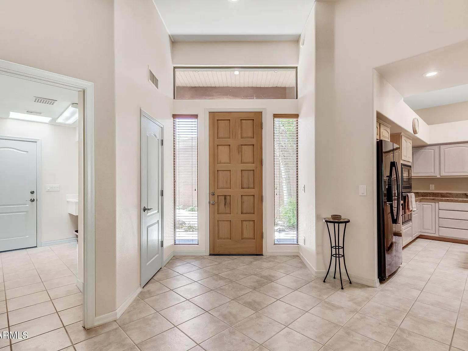 2 bed, 2.0 bath, 1730 sqft, $4,000 — Photo 2