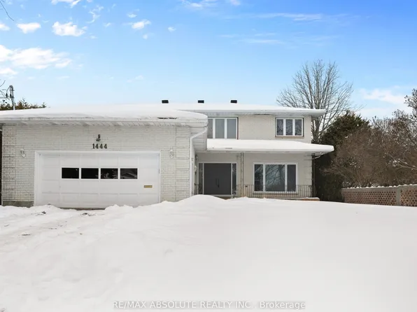 1444 Normandy Cres, Ottawa, ON K2C 0N6