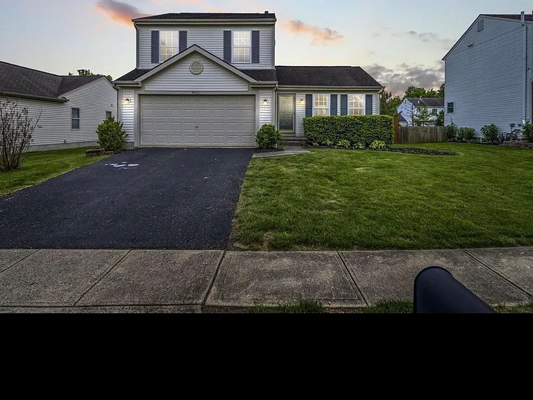 9053 Longstone Dr — Photo 2