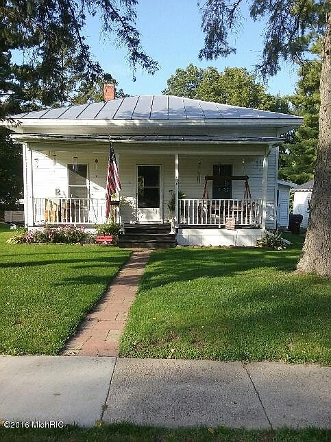 1st image of 616 E Lincoln Ave