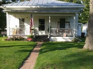 616 E Lincoln Ave, Ionia, MI