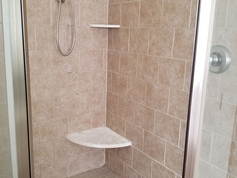 Master Bath roomy tile showe