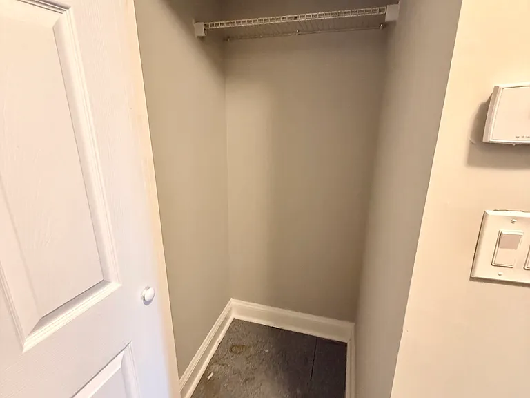 6913 S Paxton Ave #3 — Photo 10