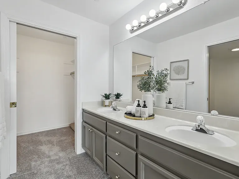 22530 3rd St #107 — Photo 10