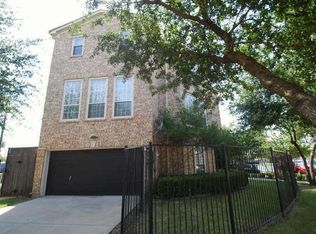 4002 Crutcher St, Dallas, TX 75246