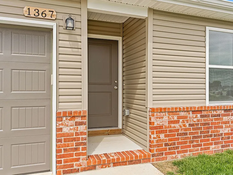 1268 S Choctaw Rd — Photo 4
