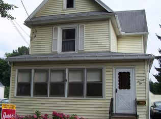 72 Irving St, Lockport, NY 14094