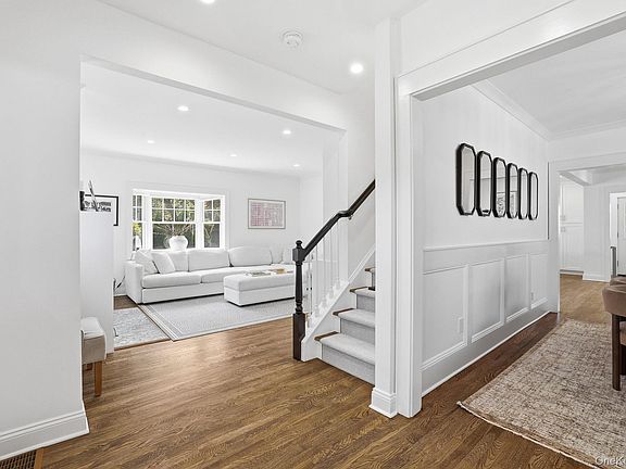 2nd image of 1 Kenmare Road
