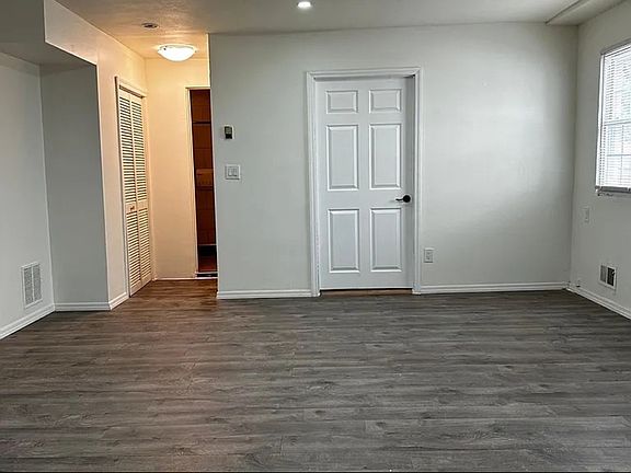 2nd image of 121 Ada Dr Floor 1