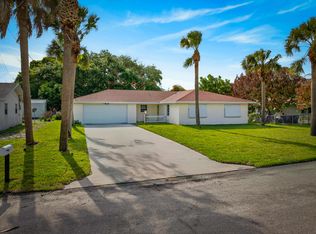 1905 Colonial Road, Fort Pierce, FL 34950