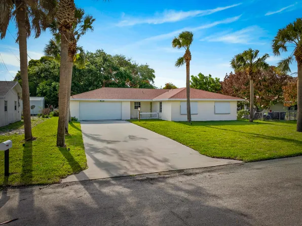 1905 Colonial Road, Fort Pierce, FL 34950