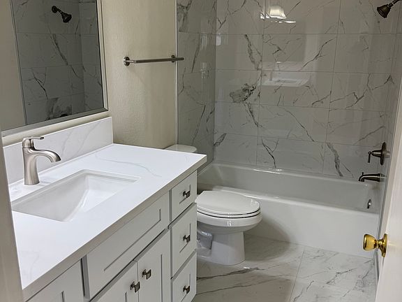 4th image of 2021 S Campus Ave APT F