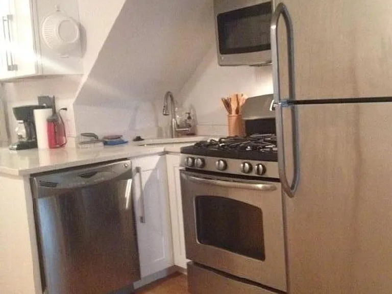 247 Hamilton St #1 — Photo 1