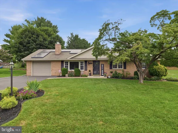 16715 Buford Dr, Williamsport, MD 21795