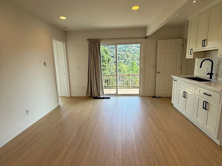 55-57 Bayo Vista Way — Photo 19