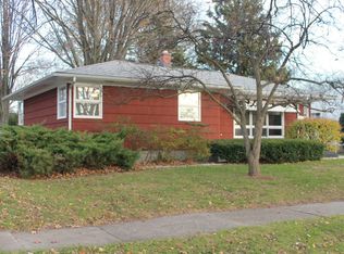 902 S Despelder St, Grand Haven, MI 49417
