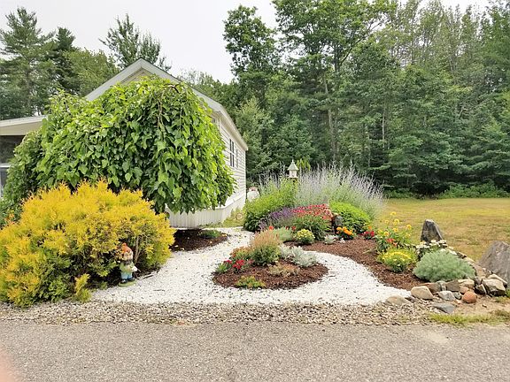 Individually Landscaped Lots