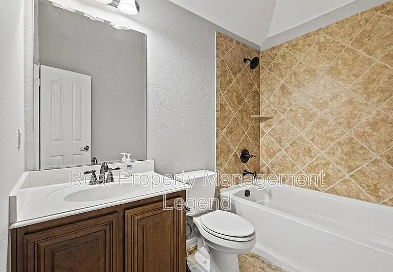 1451 Cedar Hollow Dr — Photo 38